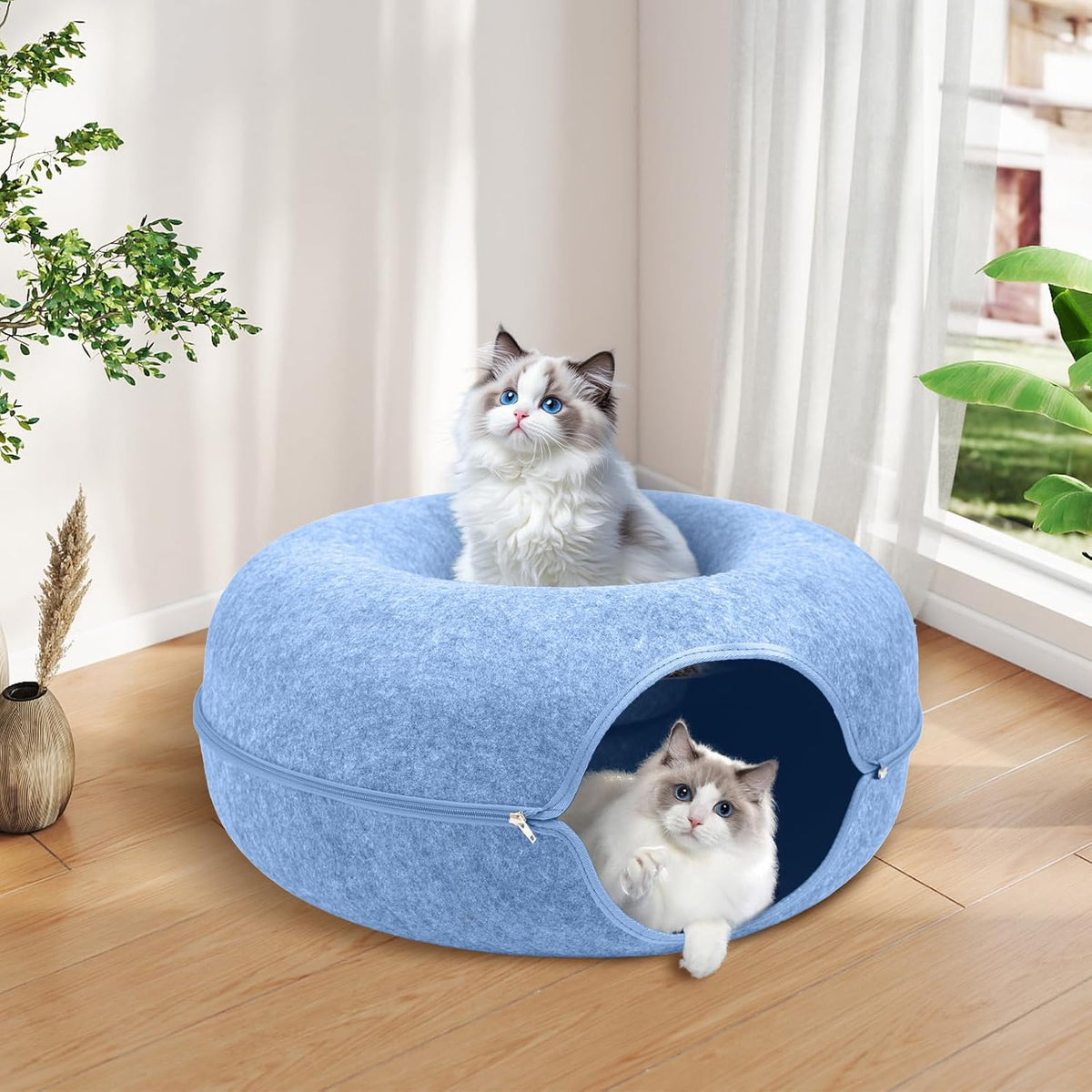 Large Cat Cave with Detachable Scratch Pad – Donut Bed for Multiple Cats, Up to 45 Lbs